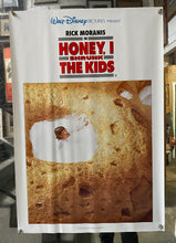 Load image into Gallery viewer, Honey I Shrunk The Kids, 1989
