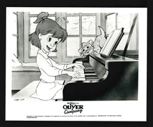 Load image into Gallery viewer, Oliver and Company, 1988 Press Kit
