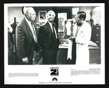 Load image into Gallery viewer, Naked Gun 2 1/2, 1991 Press Kit
