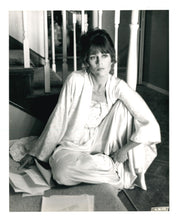 Load image into Gallery viewer, Fun with Dick and Jane, 1977 Press Kit
