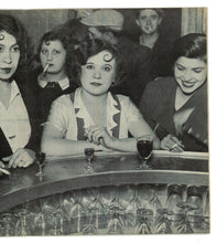 Load image into Gallery viewer, Sunday Times Magazine Nov 14 1976
