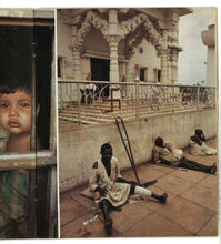 Load image into Gallery viewer, Sunday Times Oct 15 1972
